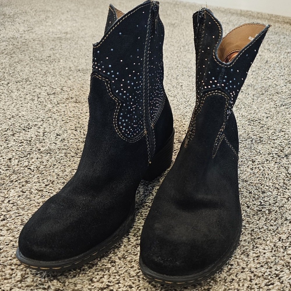 B.O.C. Born Concepts Cake 13 Studded Black Leather Cowboy Western Boot Sz 7.5.